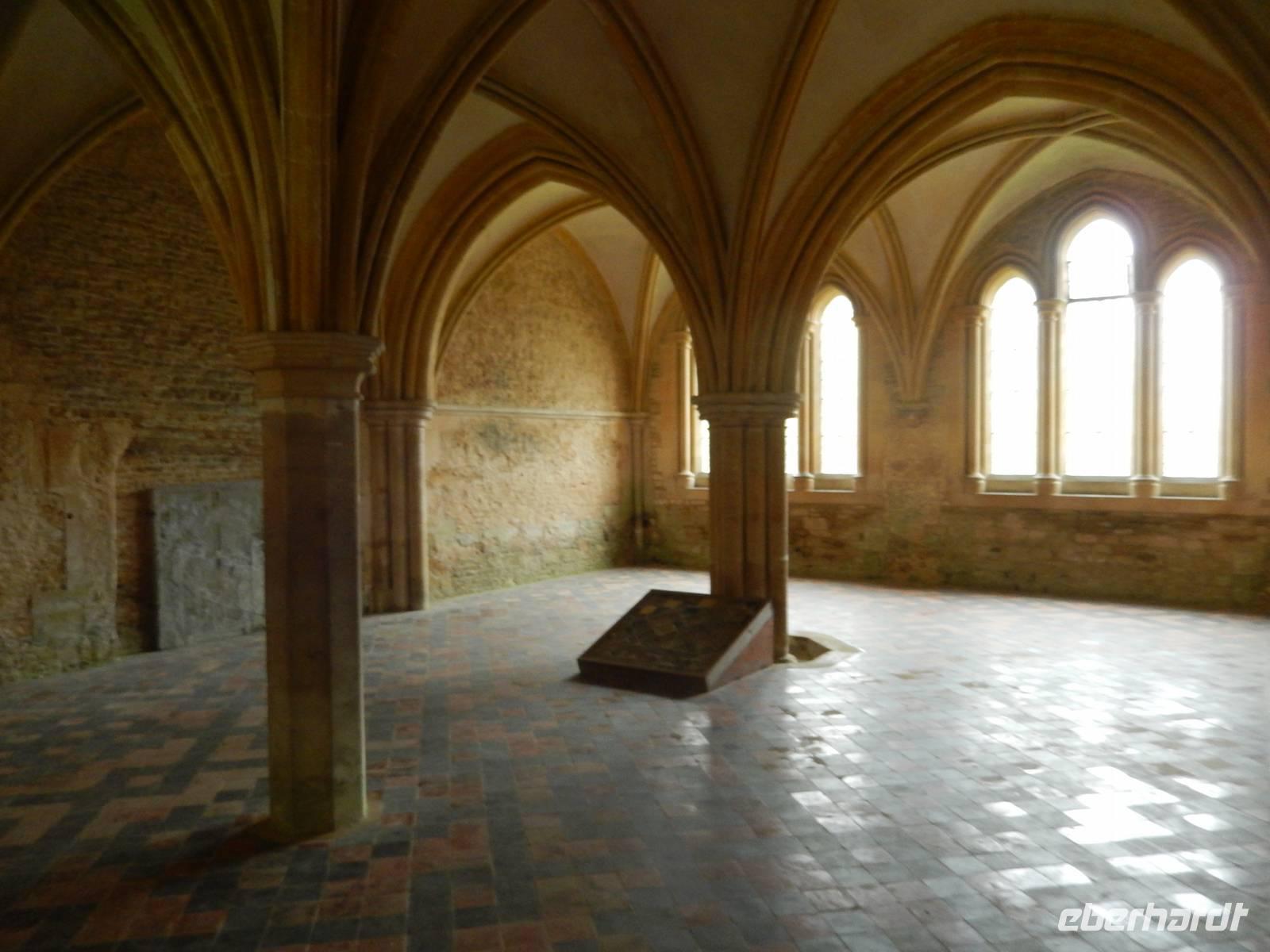 im Chapter House der Lacock Abbey - Professor McGonagalls Klassenzimmer &ndash; &copy; Manuela Kreuz (Eberhardt TRAVEL)
