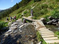 Flussüberquerung &ndash; &copy; Yvonne Geisler (Eberhardt TRAVEL)