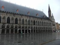 Ypern. Tuchhallen &ndash; &copy; Peter Großer (Eberhardt TRAVEL)