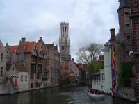 Brügge. Belfried. Gracht &ndash; &copy; Peter Großer (Eberhardt TRAVEL)