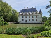 Chateau &ndash; &copy; Karl-Heinz Himburg (Eberhardt TRAVEL)