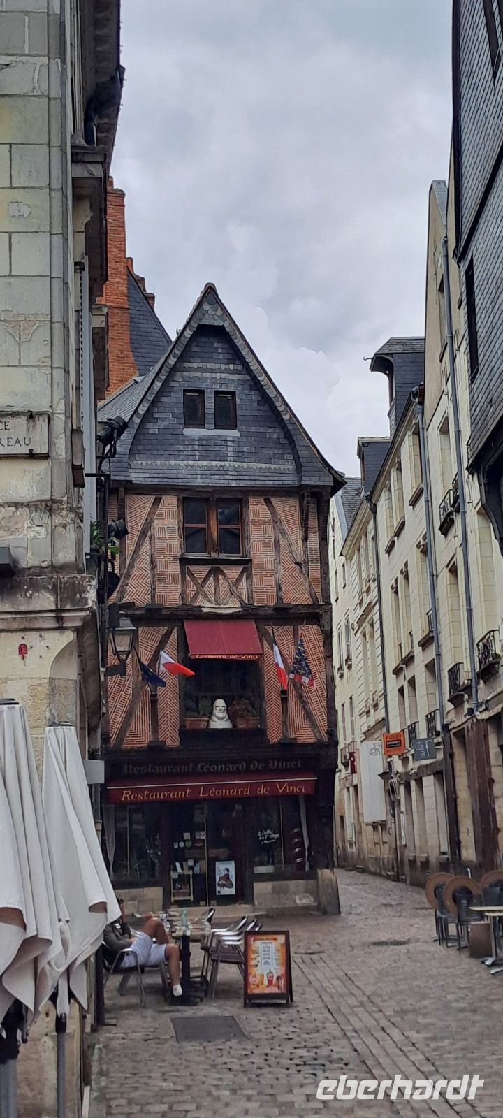 Tours, Place Plumereau (2) &ndash; &copy; Katja Haubold (Eberhardt TRAVEL)