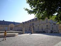 Reims, Palai Du Tau