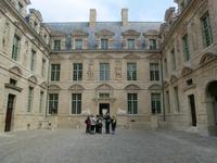 Paris. Hotel Sully &ndash; &copy; Peter Großer (Eberhardt TRAVEL)