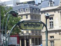 Metroeingang &ndash; &copy; Volker Jungklaus (Eberhardt TRAVEL)