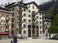Chamonix, Rathaus &ndash; &copy; Hartwig Köllner (Eberhardt TRAVEL)