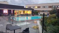 Hotel Novotel Reims Tinqueux, Schwimmbecken &ndash; &copy; Beate Schroedter (Eberhardt TRAVEL)