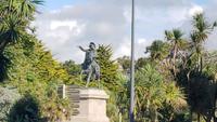 Cherbourg, Denkmal von Napoleon Bonaparte  &ndash; &copy; Beate Schroedter (Eberhardt TRAVEL)