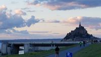 Mont-St-Michel, Der Abteiberg im Abendlicht &ndash; &copy; Beate Schroedter (Eberhardt TRAVEL)