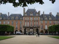 Paris - Place Vosges &ndash; &copy; Claudia Bernhardt (Eberhardt TRAVEL)