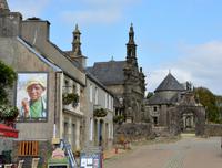 in Guimiliau &ndash; &copy; Gina Egenolf (Eberhardt TRAVEL)