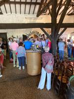 Weinprobe  &ndash; &copy; Roswitha Zytowski (Eberhardt TRAVEL)