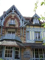 Tag 6 - 3 - Strand- und Stadtspaziergang in Deauville (8) &ndash; &copy; Sabine Heitzer (Eberhardt TRAVEL)