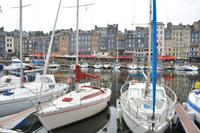 und neuzeitliche Segelschiffe   &ndash; &copy; Gina Egenolf (Eberhardt TRAVEL)