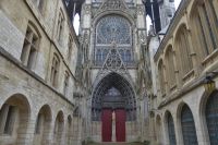Tag 10 Rouen, Kathedrale, Seiteneingang &ndash; &copy; Gabriele Sauer (Eberhardt TRAVEL)