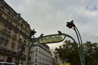 Stadtspaziergang Paris - Metrostation Anvers &ndash; &copy; Martin Büchner (Eberhardt TRAVEL)