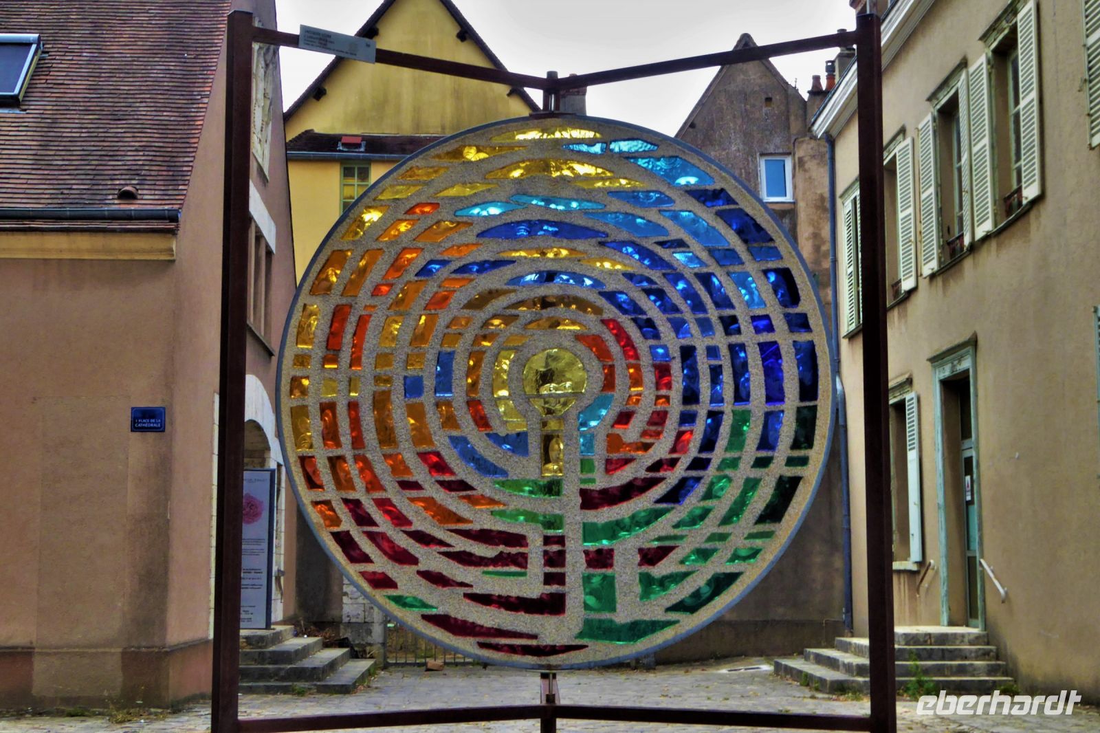 Tag 8 Chartres, Jacques Loire, Labyrinth &ndash; &copy; Gabriele Sauer (Eberhardt TRAVEL)