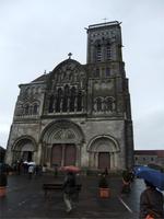 Vezelay. Ste. Marie-Madelaine &ndash; &copy; Peter Großer (Eberhardt TRAVEL)