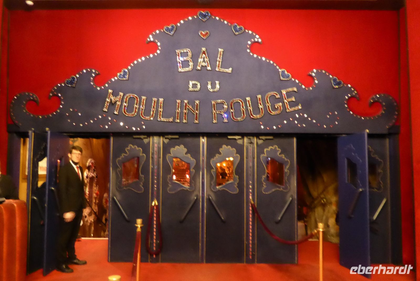 Paris Petit Tag 2  Moulin Rouge  &ndash; &copy; Gabriele Sauer (Eberhardt TRAVEL)