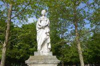 Paris Petit Tag 5  Jardin de Luxembourg  Marguerite de Provence  &ndash; &copy; Gabriele Sauer (Eberhardt TRAVEL)