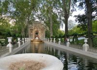 Brunnen im 