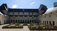 Radreise Frankreich: Loire - Der Klostergarten in der Abtei Fontevraud
