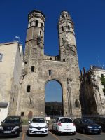 Macon - Reste der ehemaligen Kathedrale &ndash; &copy; Hans-Joachim Trutz (Eberhardt TRAVEL)