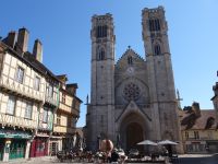 Chalon-sur-Saone - Kathedrale St. Vincent &ndash; &copy; Hans-Joachim Trutz (Eberhardt TRAVEL)