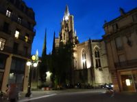 Avignon bei Nacht &ndash; &copy; Hans-Joachim Trutz (Eberhardt TRAVEL)