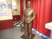 Skulptur Louis de Funès &ndash; &copy; Barbara Mihut (Eberhardt TRAVEL)
