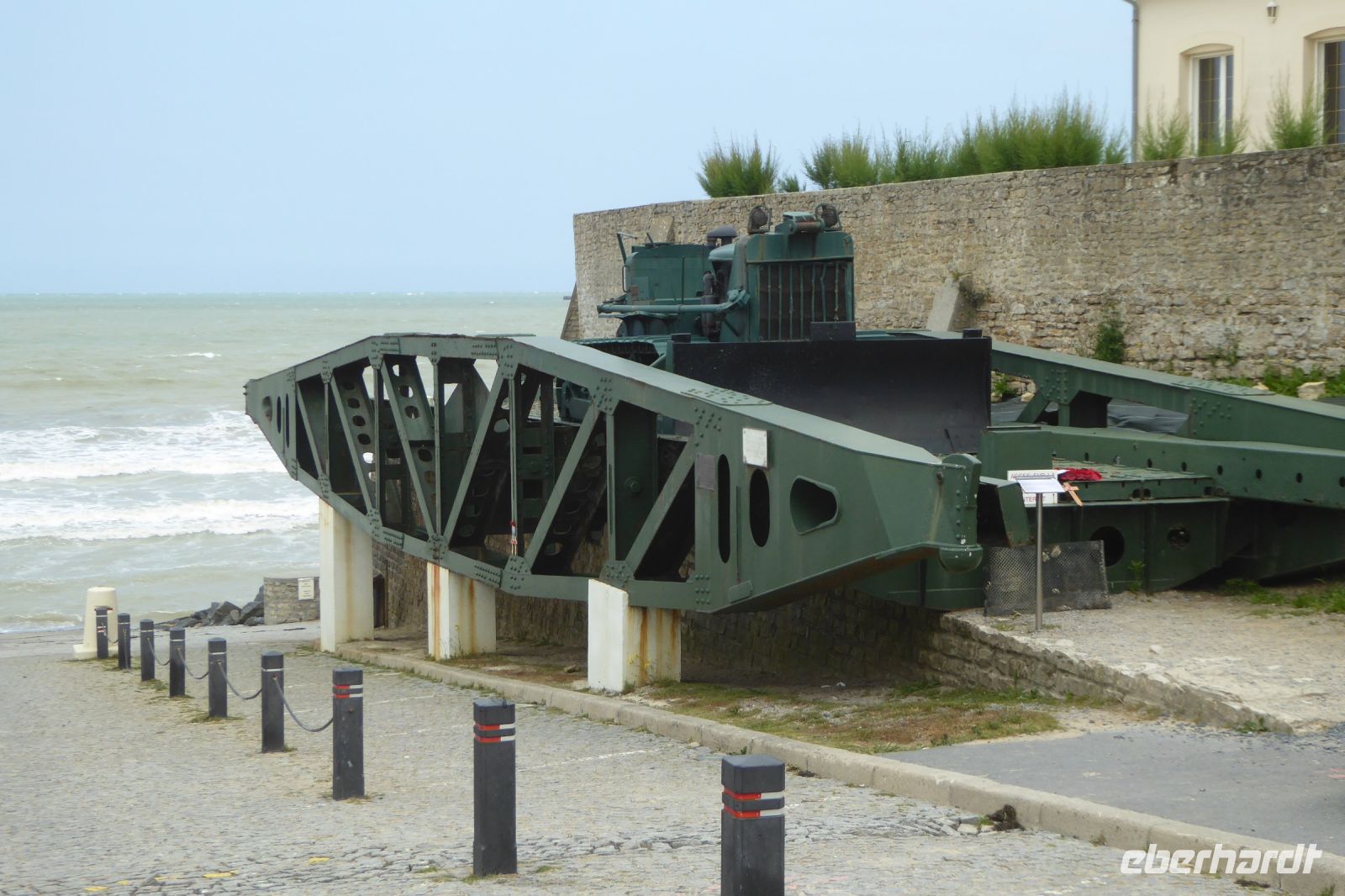Tag 3 20.06.2022 Arromanches, Landungsbrücken &ndash; &copy; Gabriele Sauer (Eberhardt TRAVEL)
