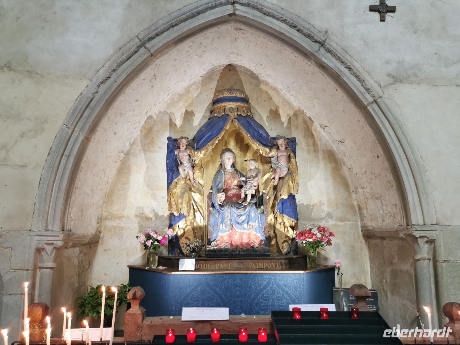 Tag 8 25.06.2022 Paimpont, Marienaltar &ndash; &copy; Gabriele Sauer (Eberhardt TRAVEL)