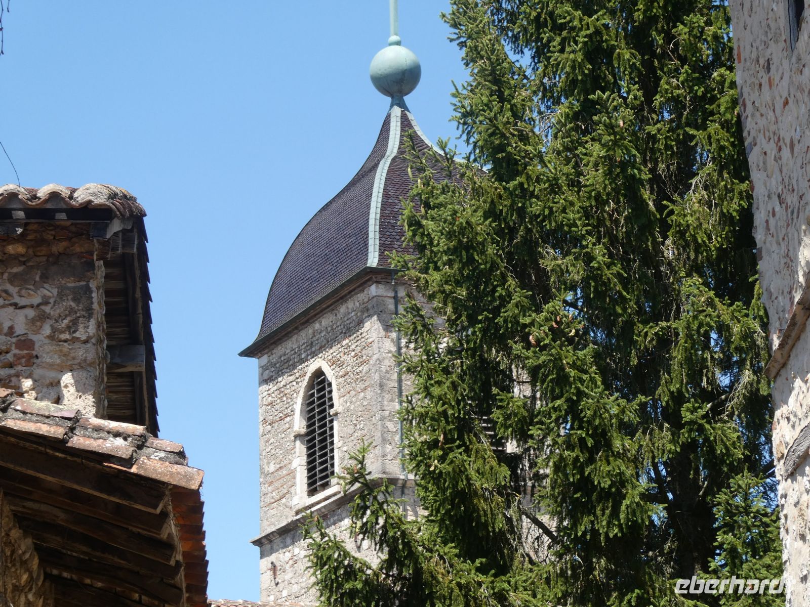 Blick zur Kirche &ndash; &copy; Gina Egenolf (Eberhardt TRAVEL)