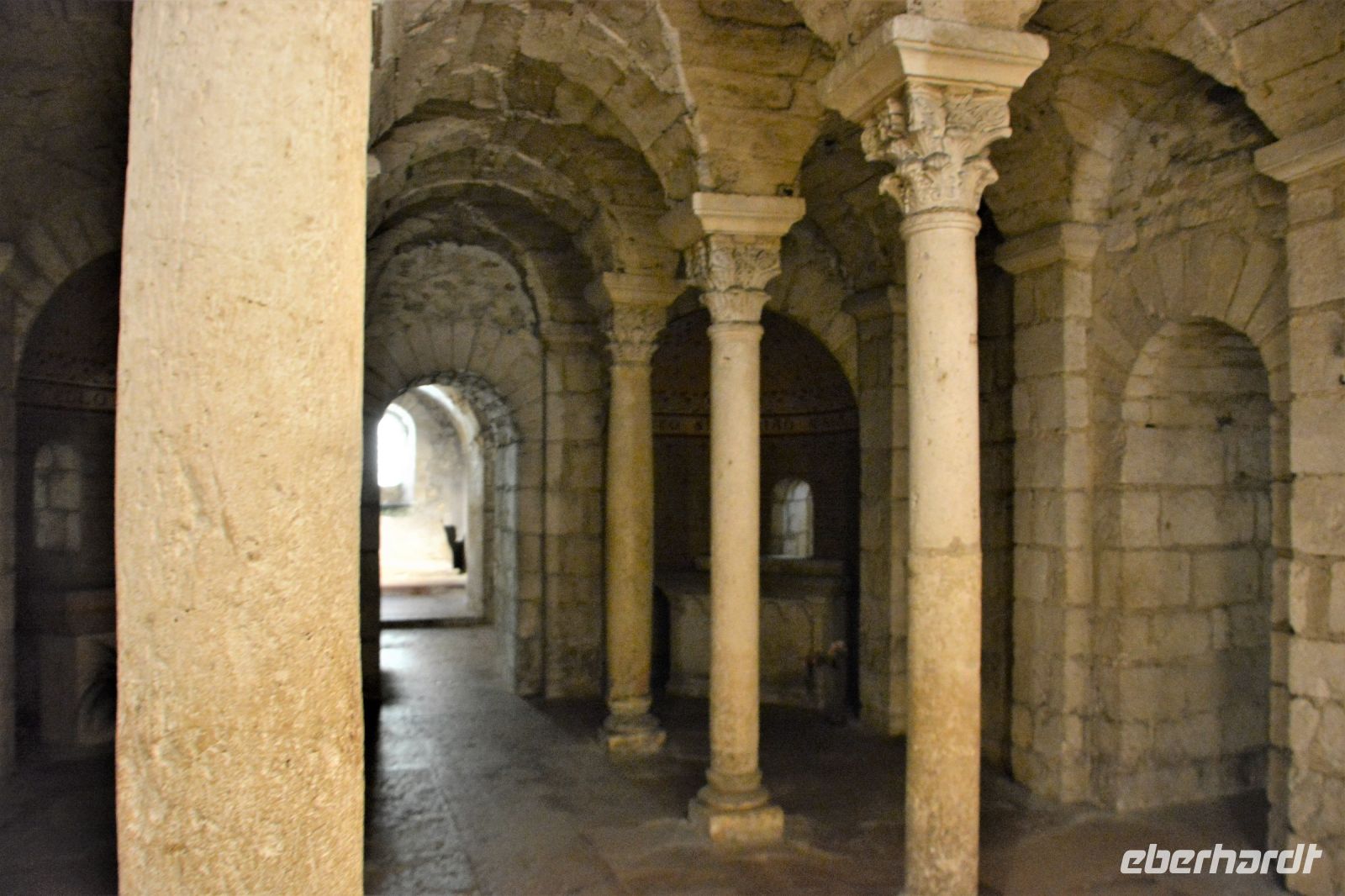 Krypta von St.Philibert &ndash; &copy; Gina Egenolf (Eberhardt TRAVEL)