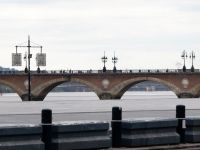 Pont de pierre &ndash; &copy; Gina Egenolf (Eberhardt TRAVEL)