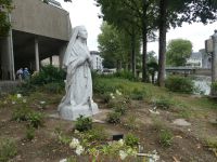 Heilige Bernadette &ndash; &copy; Gina Egenolf (Eberhardt TRAVEL)