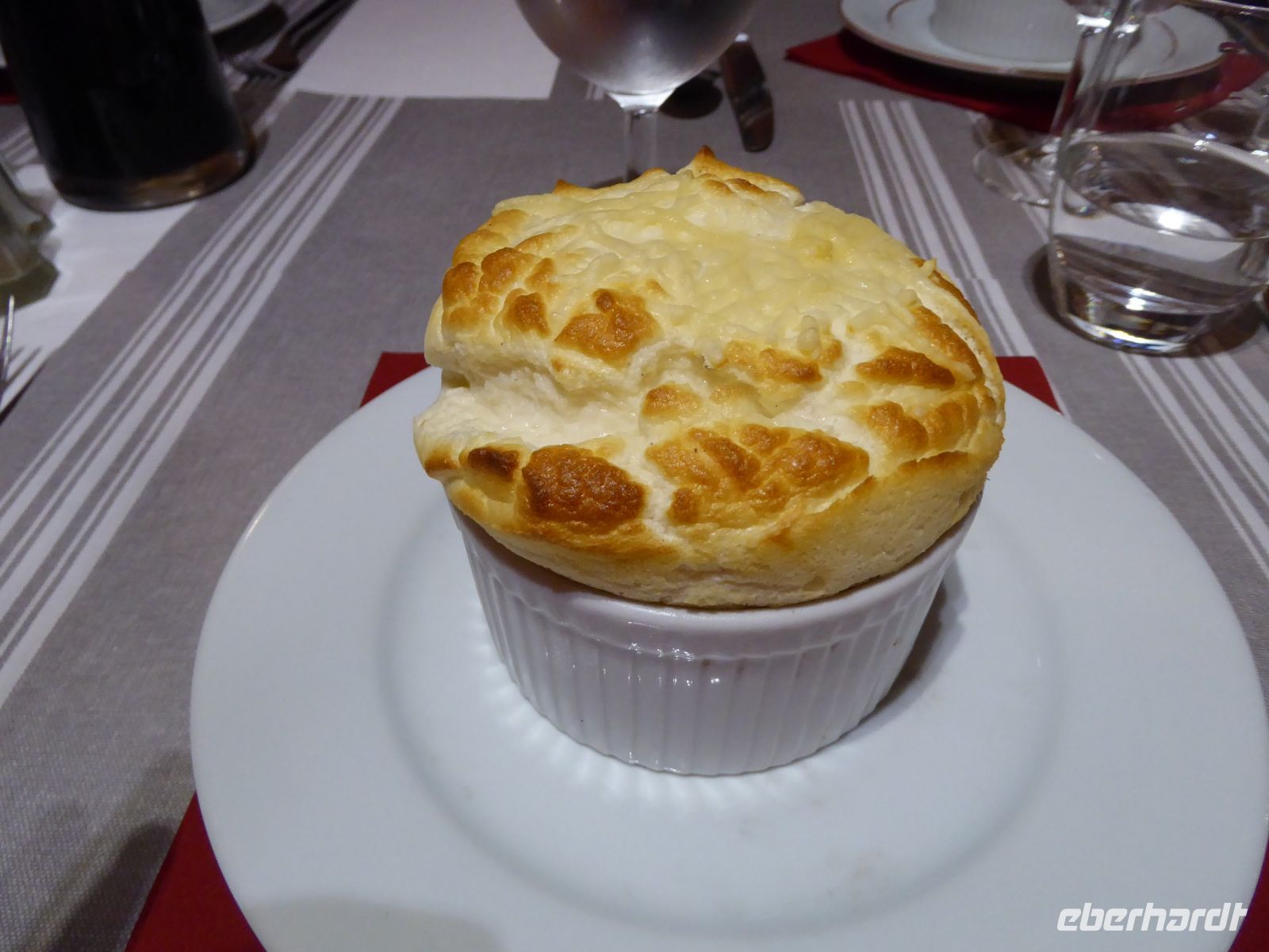 Paris Petit Tag 1 23.07.2022 Soufflée  in La Cuisine de Philippe &ndash; &copy; Gabriele Sauer (Eberhardt TRAVEL)