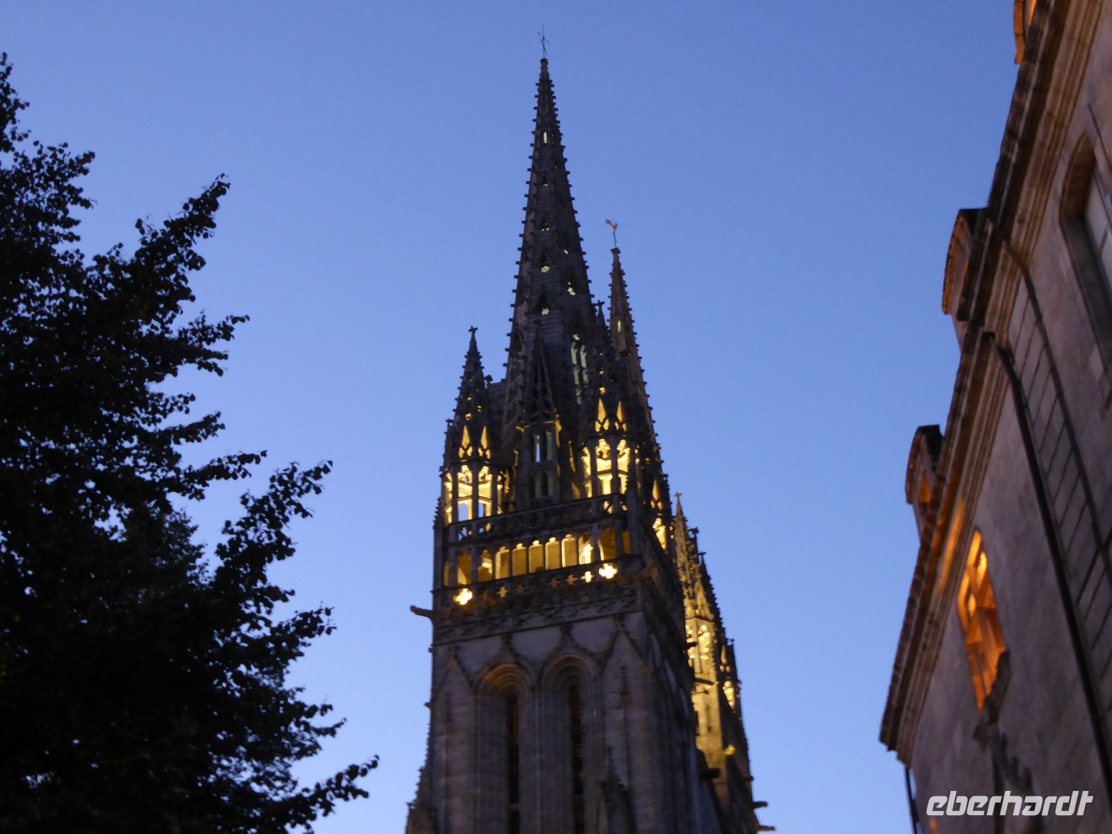 Tag 5 10.08.2022 Abendstimmung in Quimper &ndash; &copy; Gabriele Sauer (Eberhardt TRAVEL)