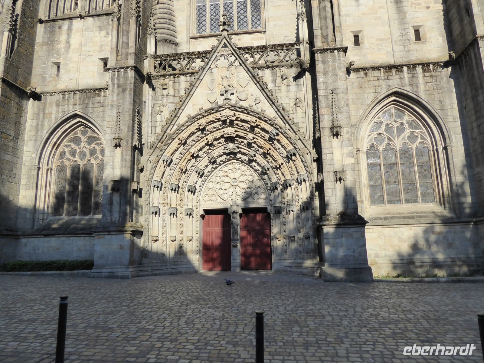 Tag 5 10.08.2022 Quimper, Portal der Kathedrale   &ndash; &copy; Gabriele Sauer (Eberhardt TRAVEL)