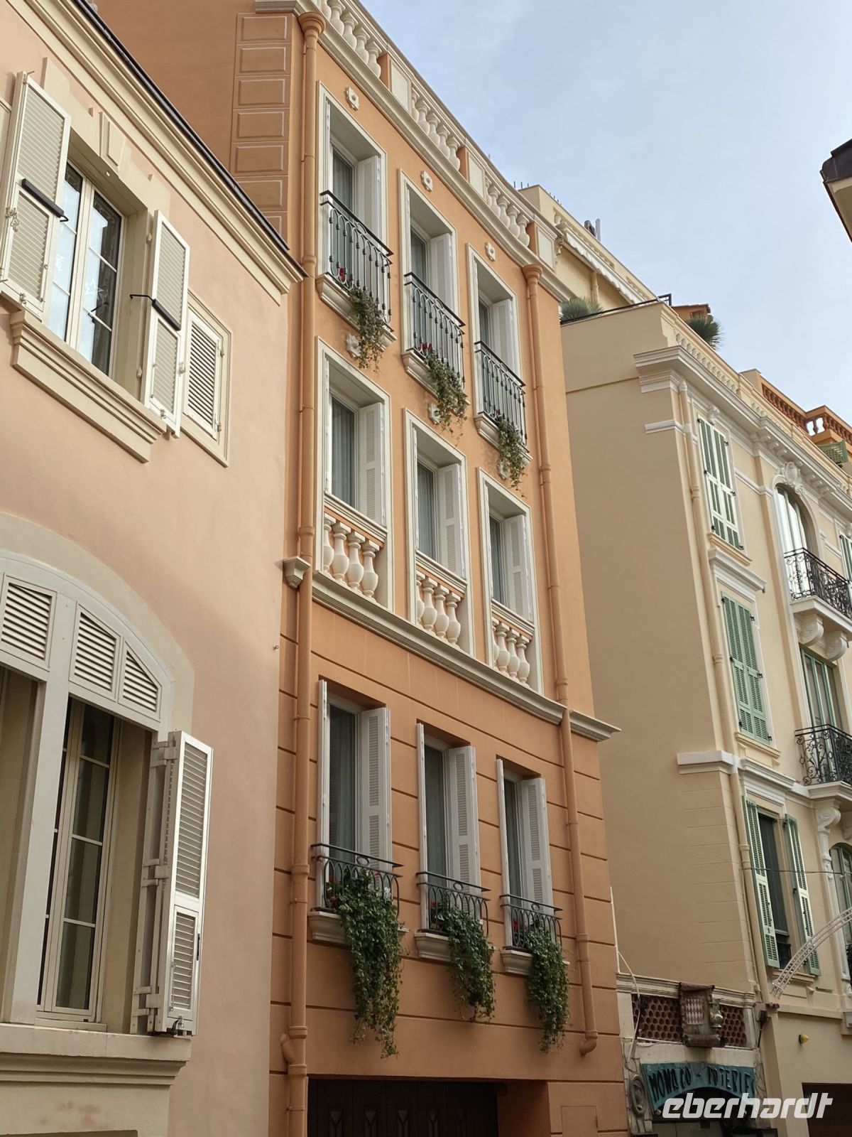 Gebäudefassade in Monaco .JPEG &ndash; &copy; Anne Fohlert (Eberhardt TRAVEL)