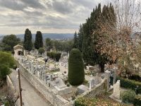 Blick auf den Friedhof von Saint Paul de Vence .JPEG &ndash; &copy; Anne Fohlert (Eberhardt TRAVEL)