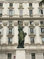 Freiheitsstatue auf der Promenade des Anglais.JPEG &ndash; &copy; Anne Fohlert (Eberhardt TRAVEL)