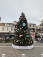 Weihnachtsbaum in St. Tropez .JPEG &ndash; &copy; Anne Fohlert (Eberhardt TRAVEL)
