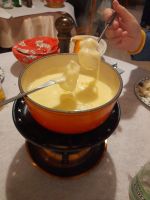 Käsefondue &ndash; &copy; Sinah Witzig (Eberhardt TRAVEL)