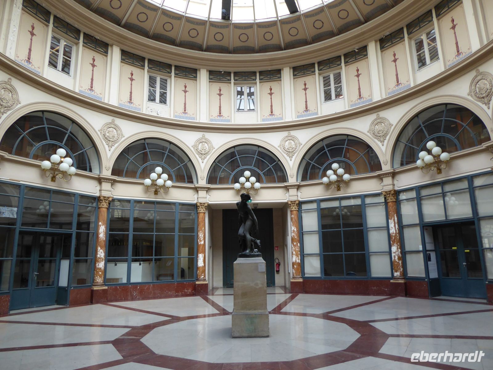 Tag 2 07.04.2023 Entdeckerspaziergang, Galerie Colbert &ndash; &copy; Gabriele Sauer (Eberhardt TRAVEL)