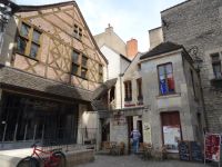Dijon - Kontraste &ndash; &copy; Hans-Joachim Trutz (Eberhardt TRAVEL)