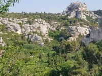 Alpilles bei Le Beaux de Province &ndash; &copy; Beate Schroedter (Eberhardt TRAVEL)