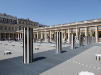 Tag 3 29.05.2023 Entdeckertour, Palais Royal, Kunstwerk von Daniel Buren &ndash; &copy; Gabriele Sauer (Eberhardt TRAVEL)