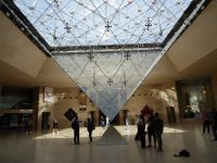 Tag 5 31.05.2023 Im Louvre, kleine Pyramide &ndash; &copy; Gabriele Sauer (Eberhardt TRAVEL)