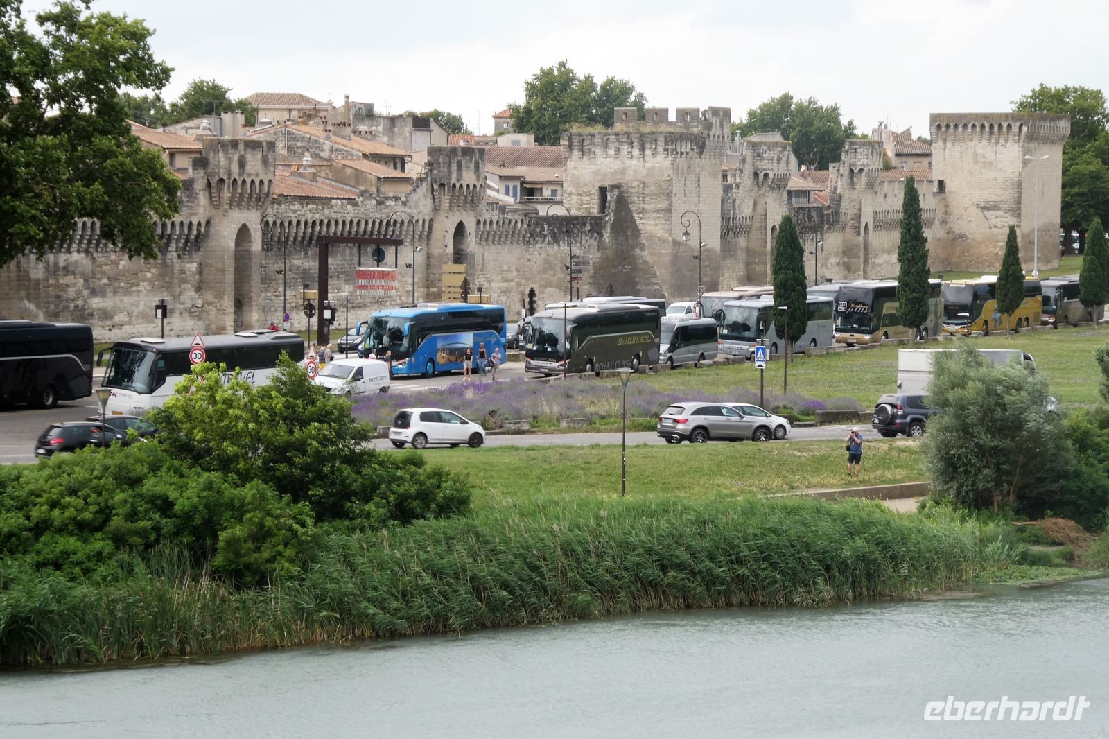 wo ist unser Bus? &ndash; &copy; Gina Egenolf (Eberhardt TRAVEL)